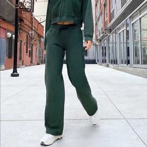 Tna CozyAF Boyfriend Wide Sweatpant